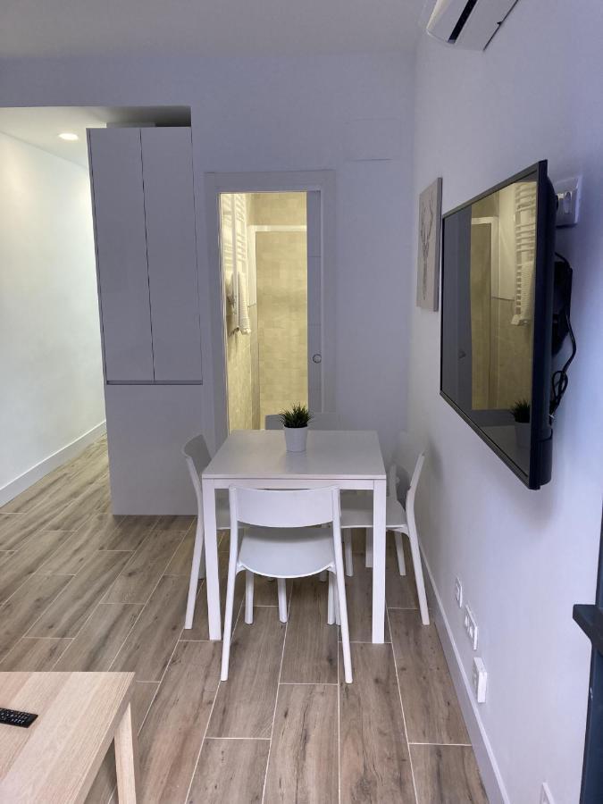 Plaza Castilla Apartments Мадрид Екстериор снимка